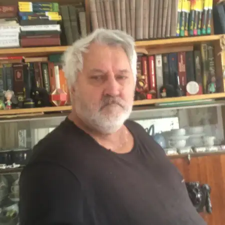 Владимир, 73