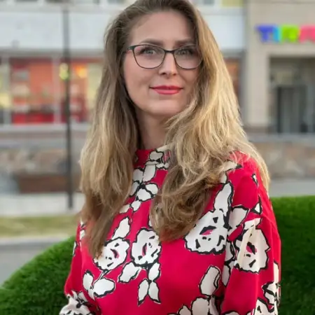 Елена, 51