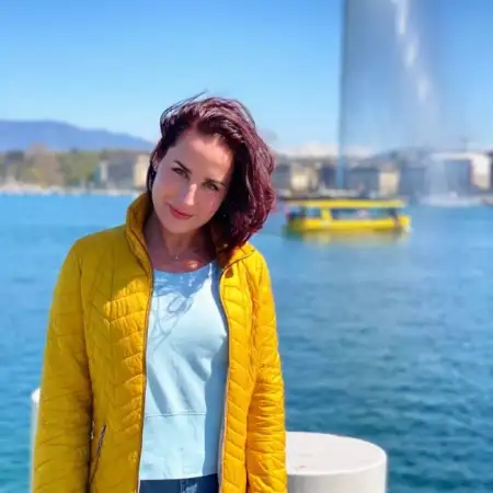 Ylianna, 46