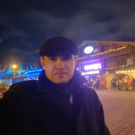 Алескандр, 46