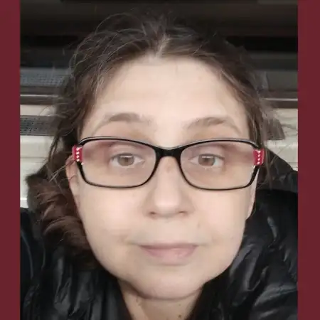 Александра, 24