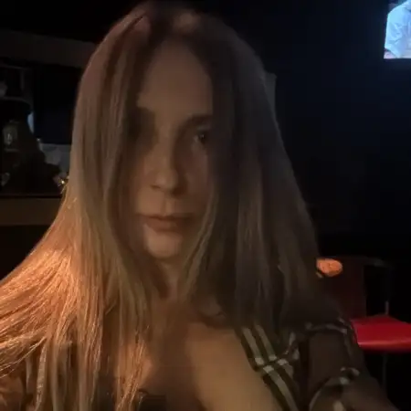 Oksana, 49