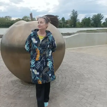 Olga, 53