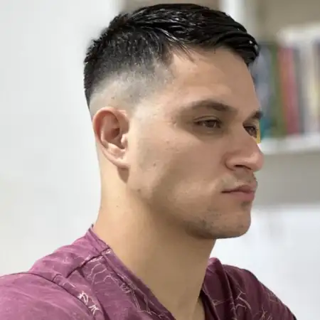 Lucas, 25