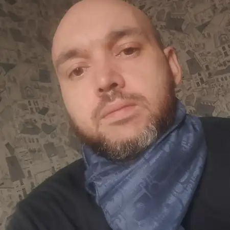 Александр, 40