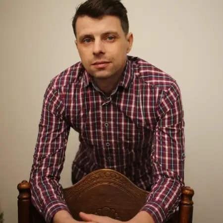 Дмитрий, 42