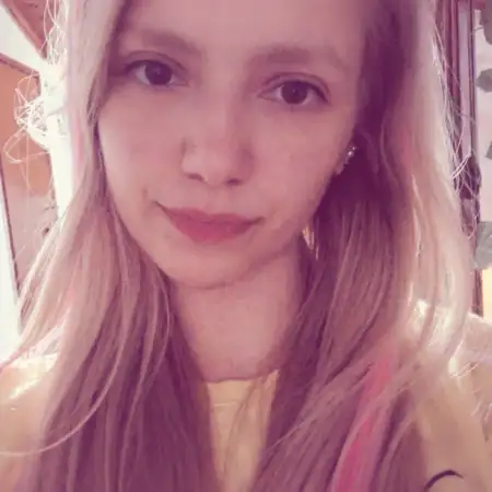 Dora, 32 