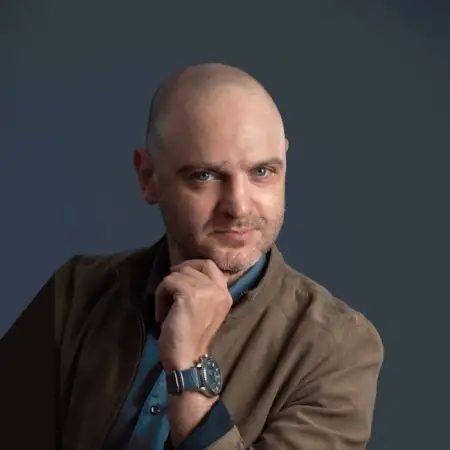 Максим, 43