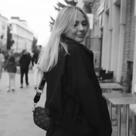 Арина, 36