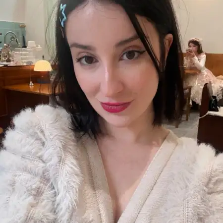 Полина, 33