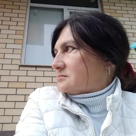 Мариша, 56