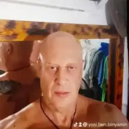 Yosi, 65Тель Авив, Израиль 