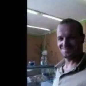 Artur, 38