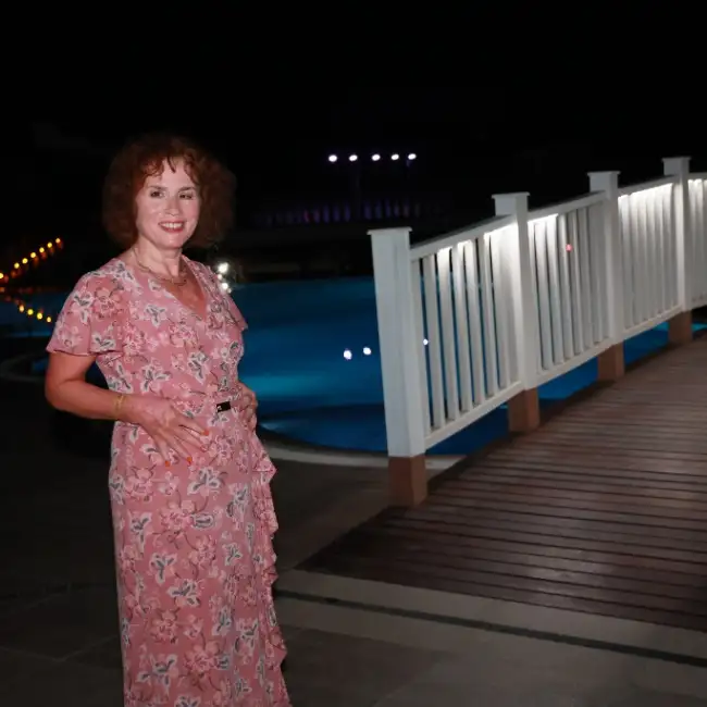 Vika, 56 - To Be Yahad