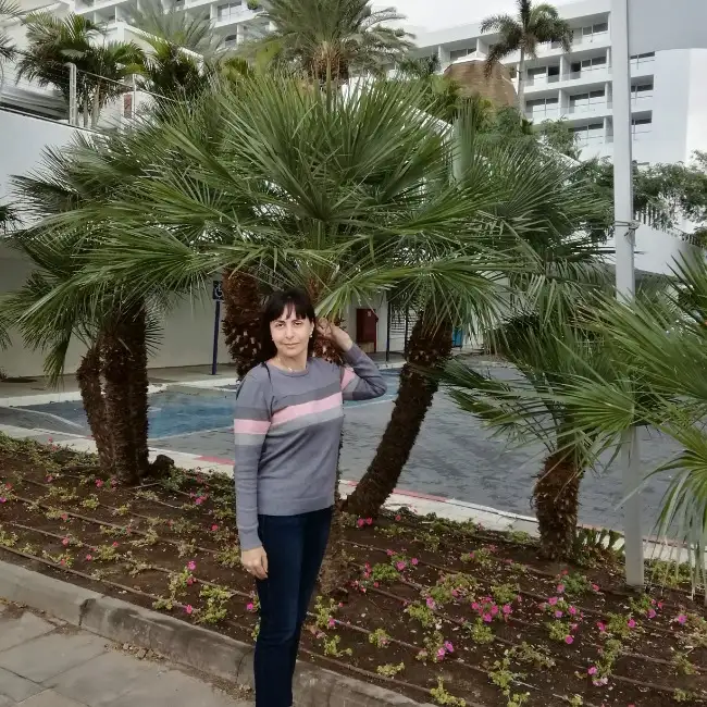 Vera, 53