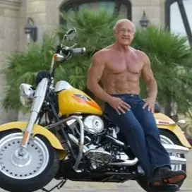 Дмитрий, 75Тель Авив, Израиль 