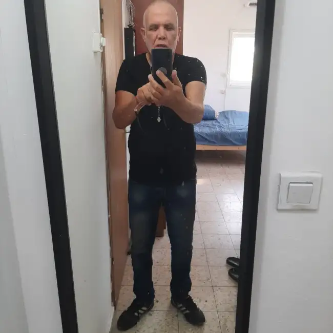 שמוליק, 61, Азур, Израиль - To Be Yahad