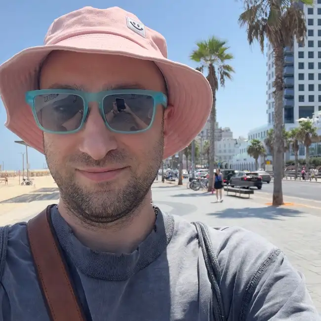 Денис, 31, Холон, Израиль - To Be Yahad