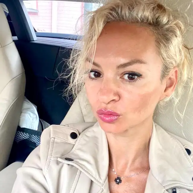 Jana, 46 - To Be Yahad