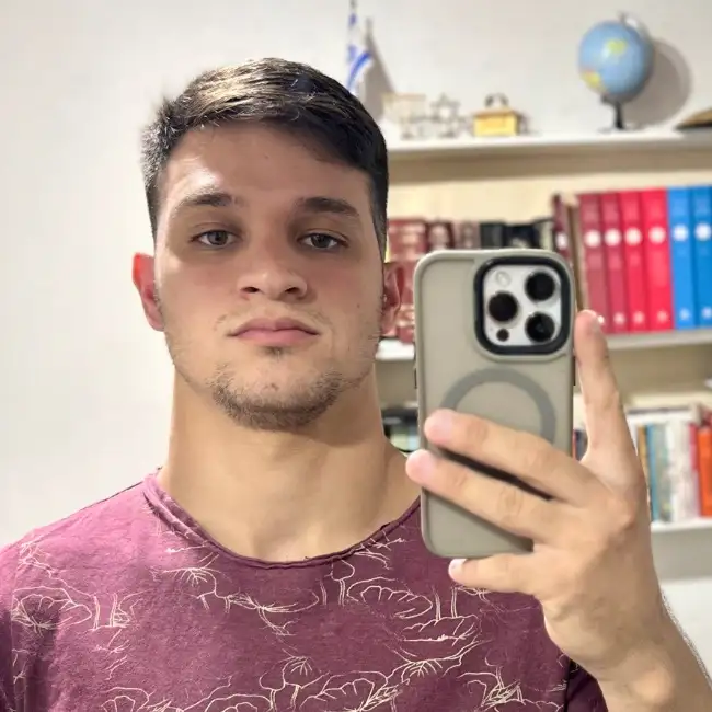 Lucas, 25 - To Be Yahad