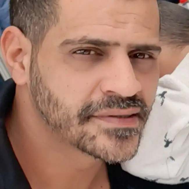 ליאור