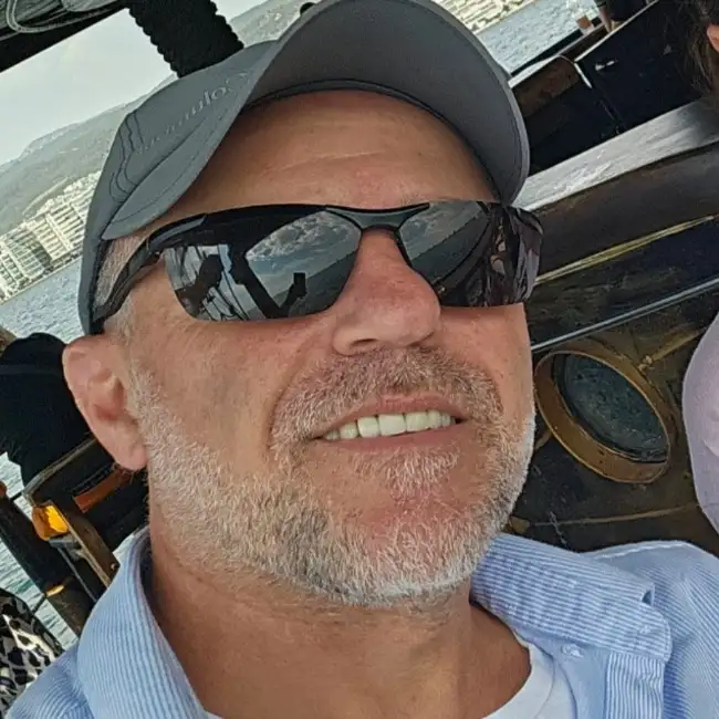 שלומי