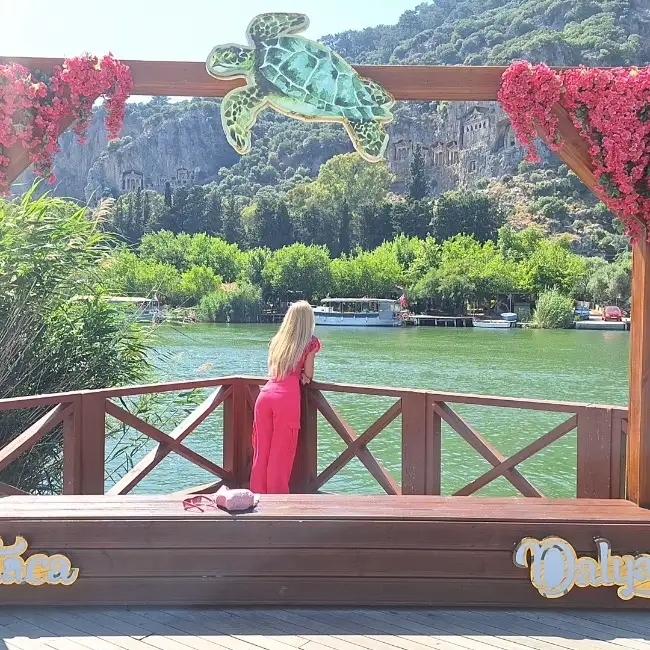 Dora, 32 - To Be Yahad