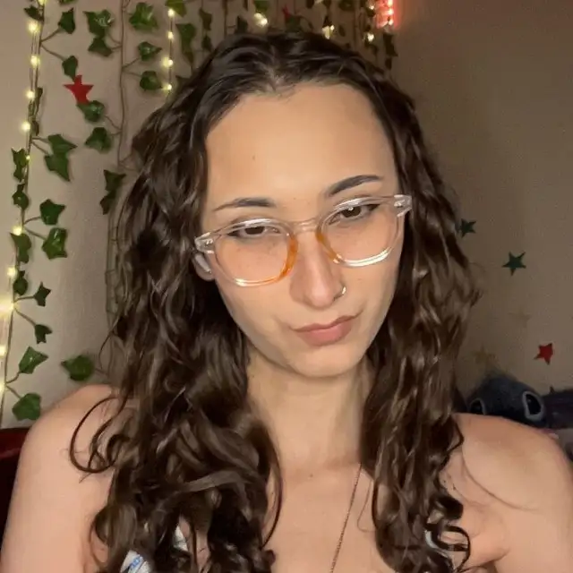 Динна · 26 ·           