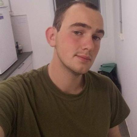 Denis, 22 года Хайфа  хочет встретить на сайте знакомств   Женщину в Израиле