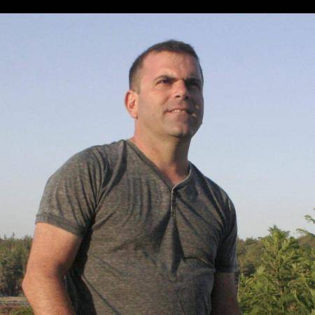 חזי, 46 лет Хайфа  хочет встретить на сайте знакомств   Женщину в Израиле