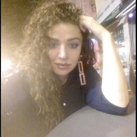 Liora, 35 лет Тель Авив  желает найти на израильском сайте знакомств  Мужчину