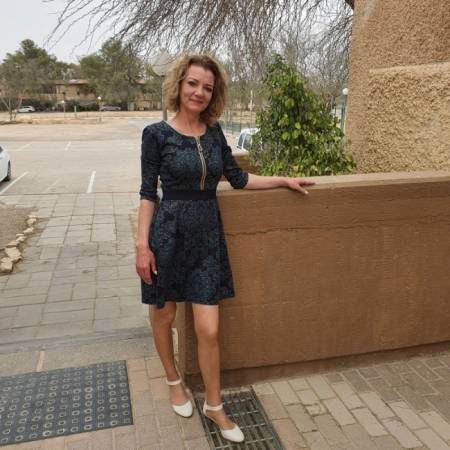 Василика, 44 года Йерухам  хочет встретить на сайте знакомств   Мужчину в Израиле