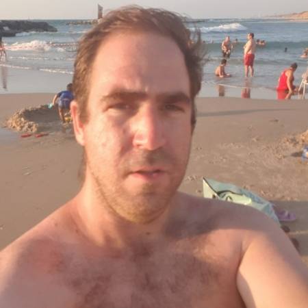 אבי, 30 лет Беэр Шева  желает найти на израильском сайте знакомств  Женщину
