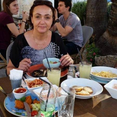 Фаина, 53 года Холон  желает найти на израильском сайте знакомств  Мужчину