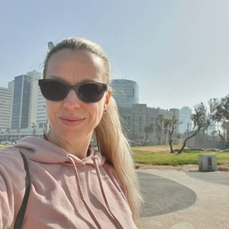 Kristina, 44 года Кфар Саба  желает найти на израильском сайте знакомств  Мужчину